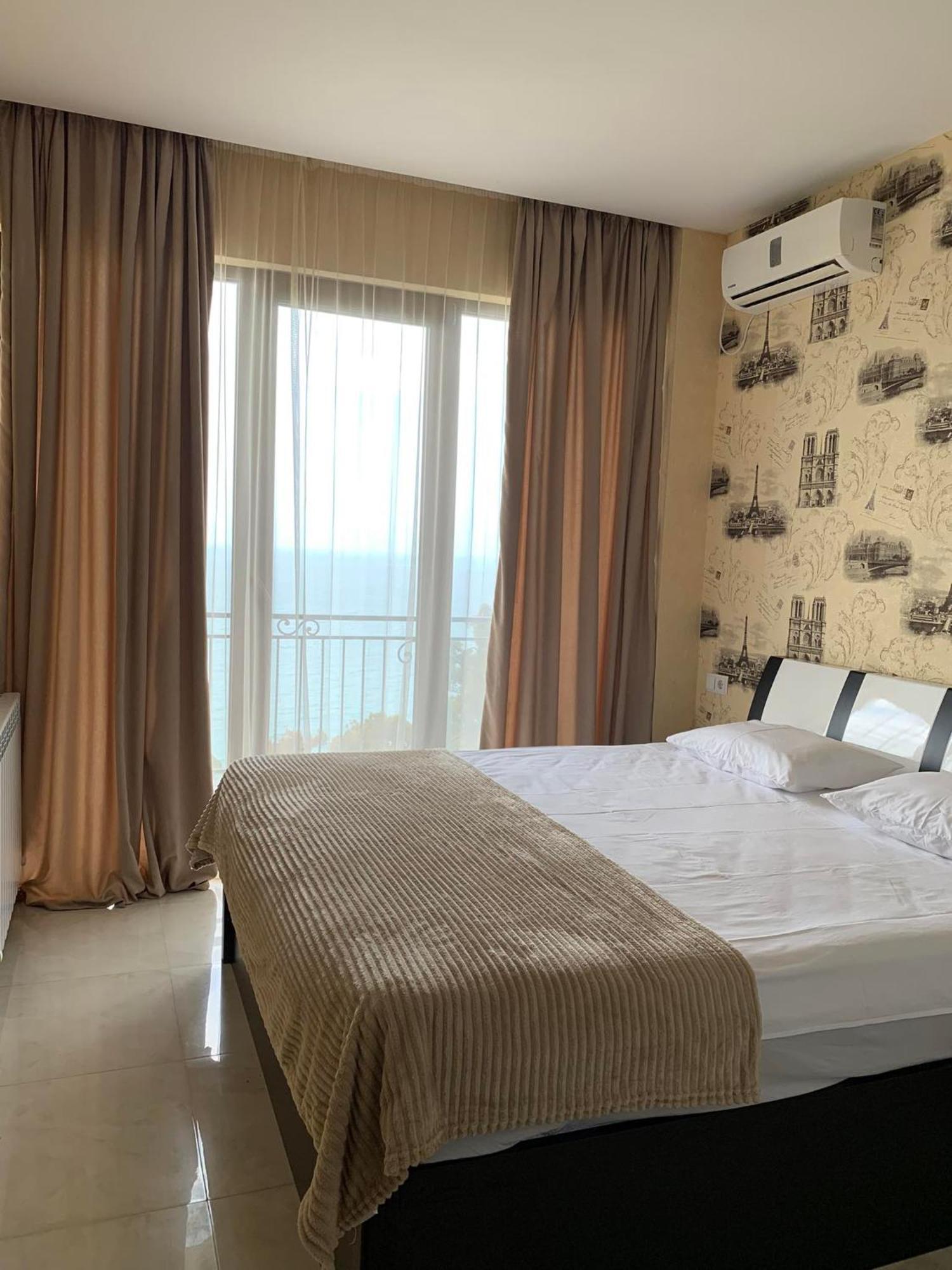 White House Chakvi Hotel ภายนอก รูปภาพ